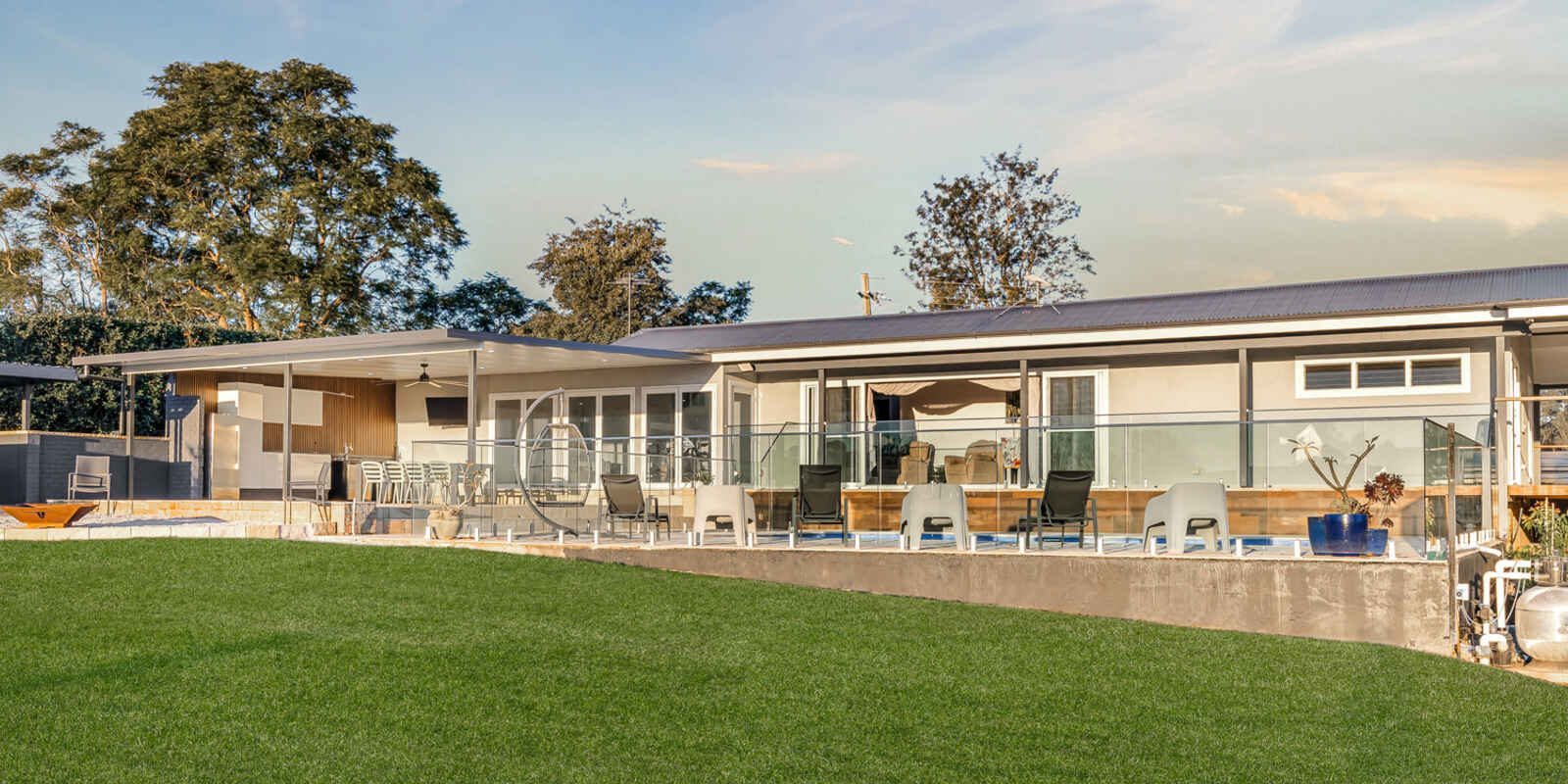 17 Clare Crescent Oakville 17 Clare Crescent Oakville