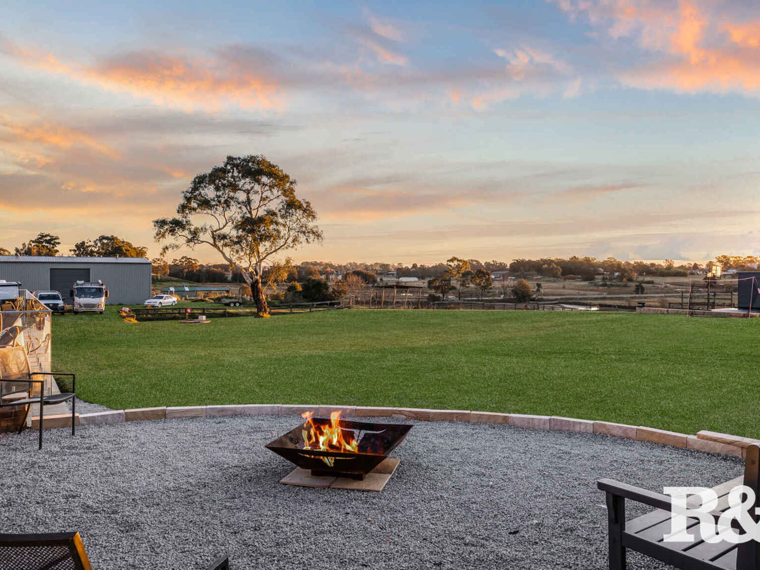 17 Clare Crescent Oakville 17 Clare Crescent Oakville