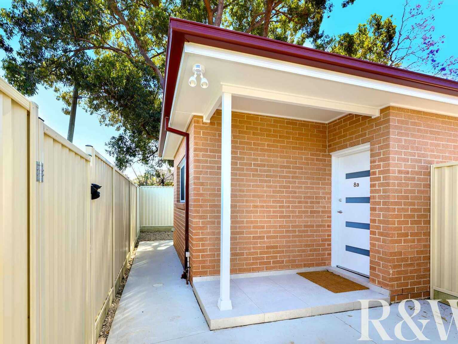 8a Westcombe Place Rooty Hill