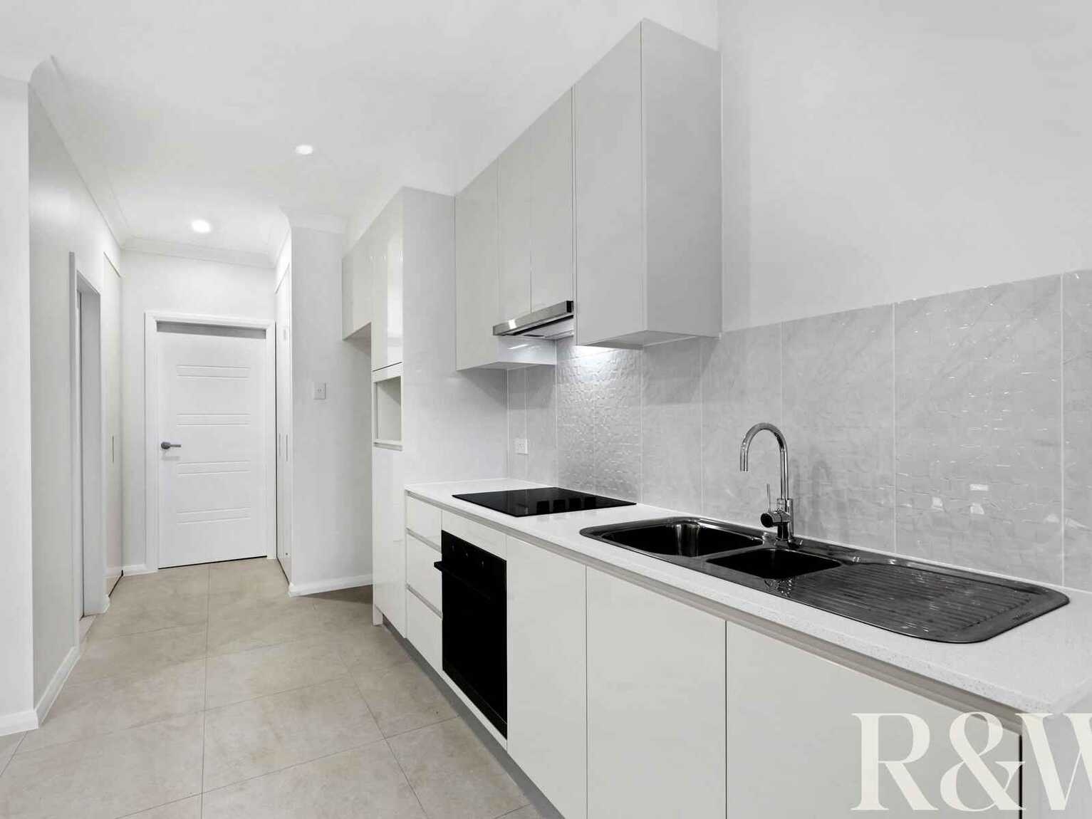 8a Westcombe Place Rooty Hill