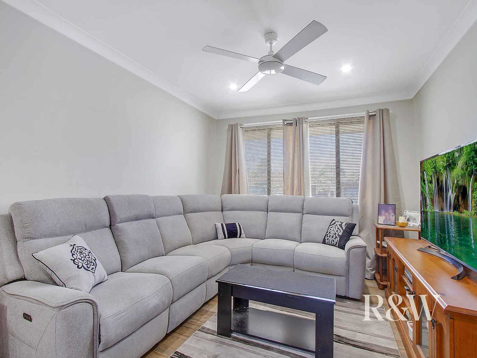 16 Saidor Road Whalan 16 Saidor Road Whalan
