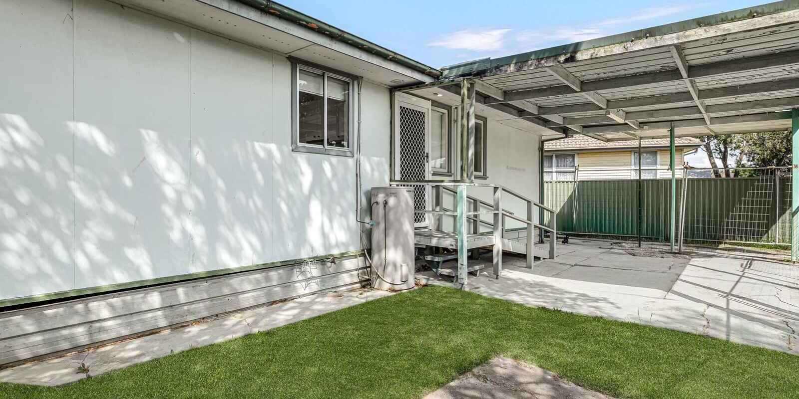 67 & 67A Bougainville Road Lethbridge Park