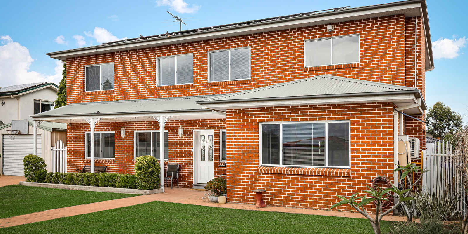 7 Hobson Place Plumpton