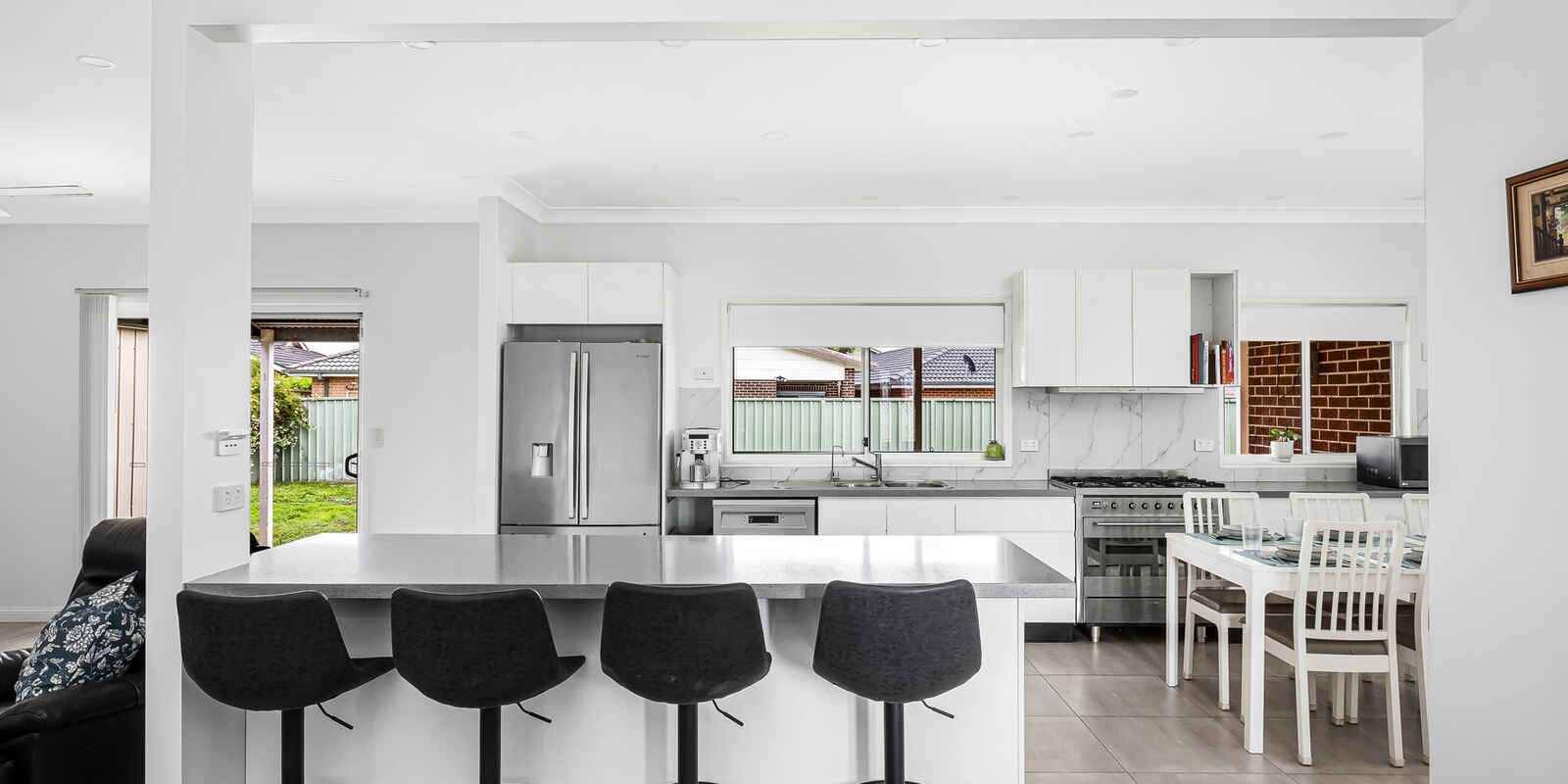 7 Hobson Place Plumpton