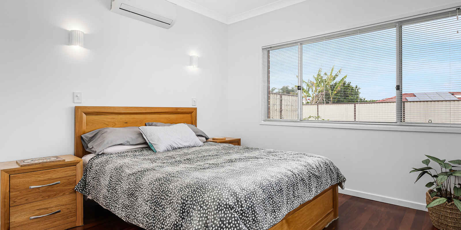 7 Hobson Place Plumpton