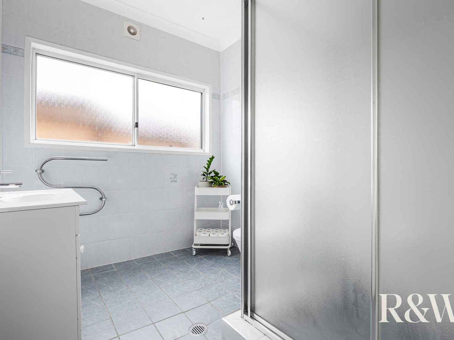 7 Hobson Place Plumpton