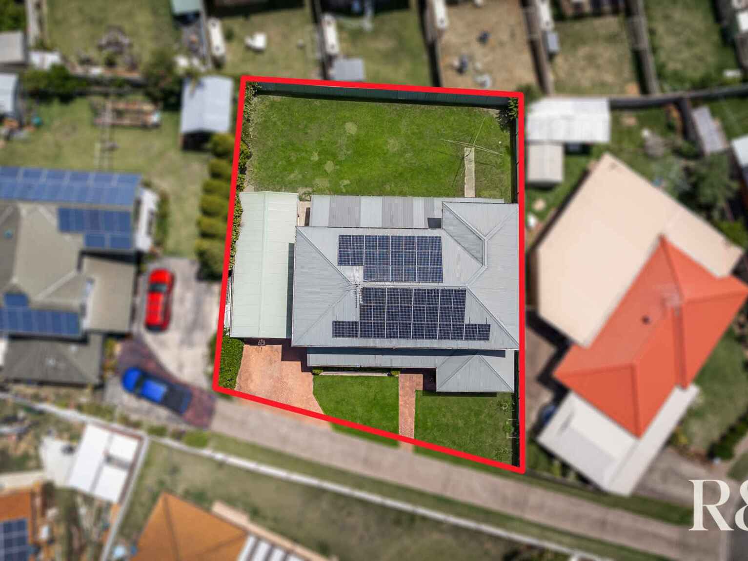 7 Hobson Place Plumpton