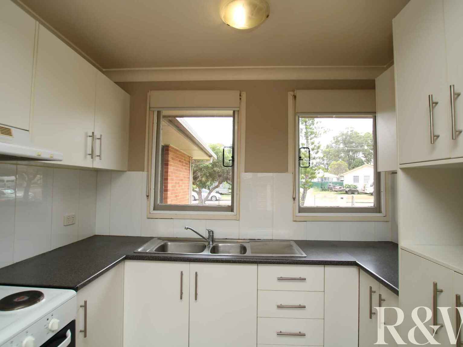 8 Pelsart Avenue Willmot