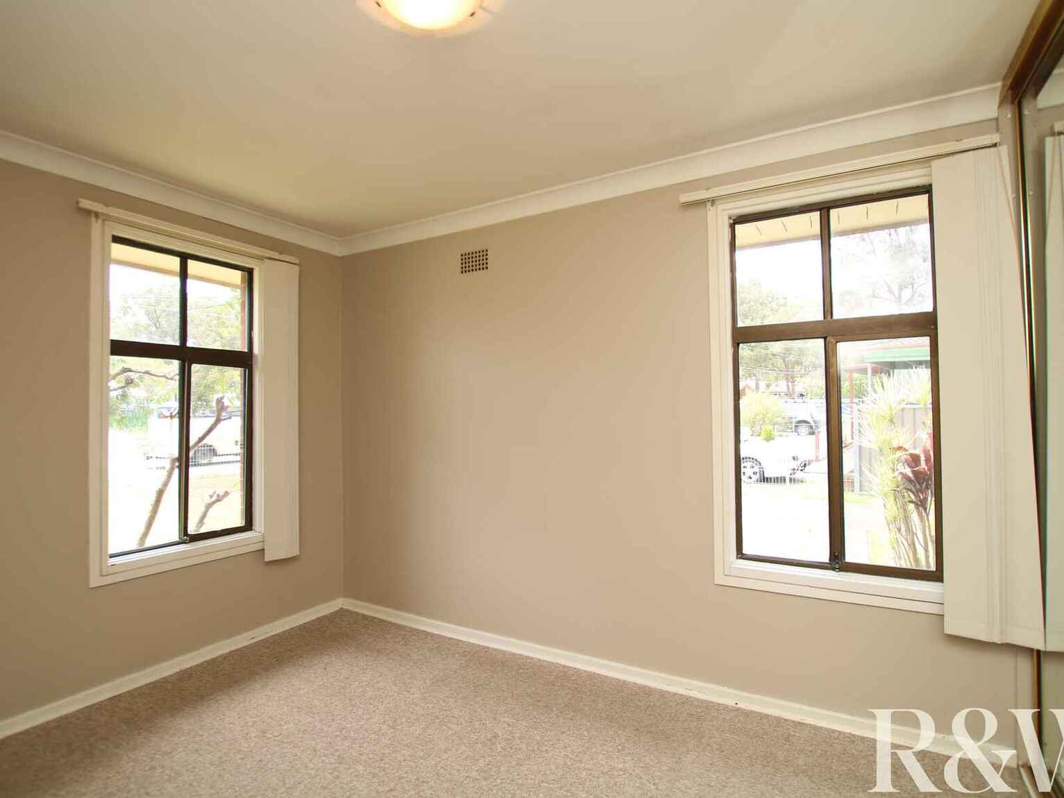 8 Pelsart Avenue Willmot