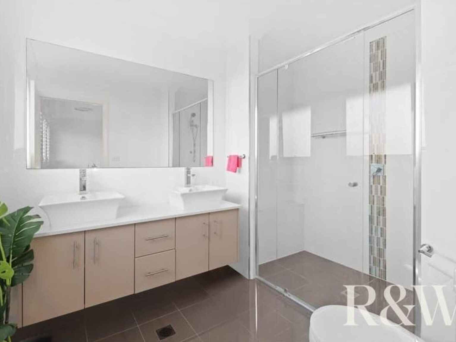 15A Cooee Avenue Glenmore Park