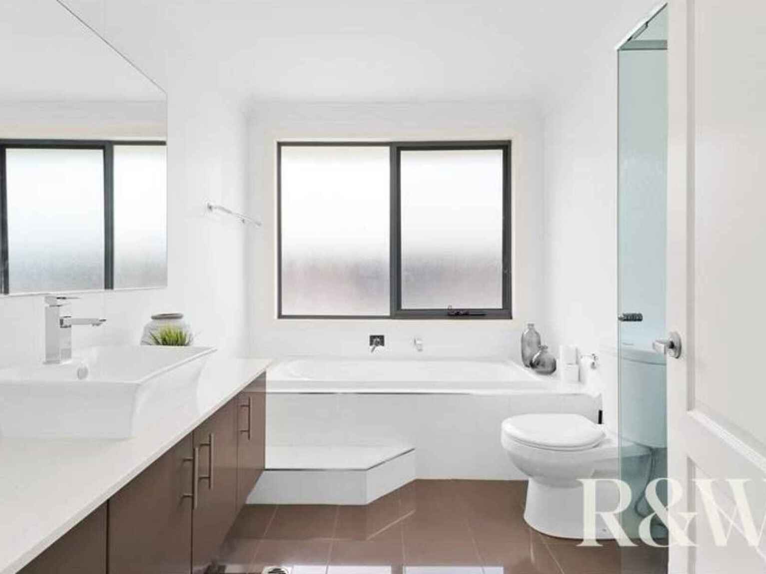 15A Cooee Avenue Glenmore Park