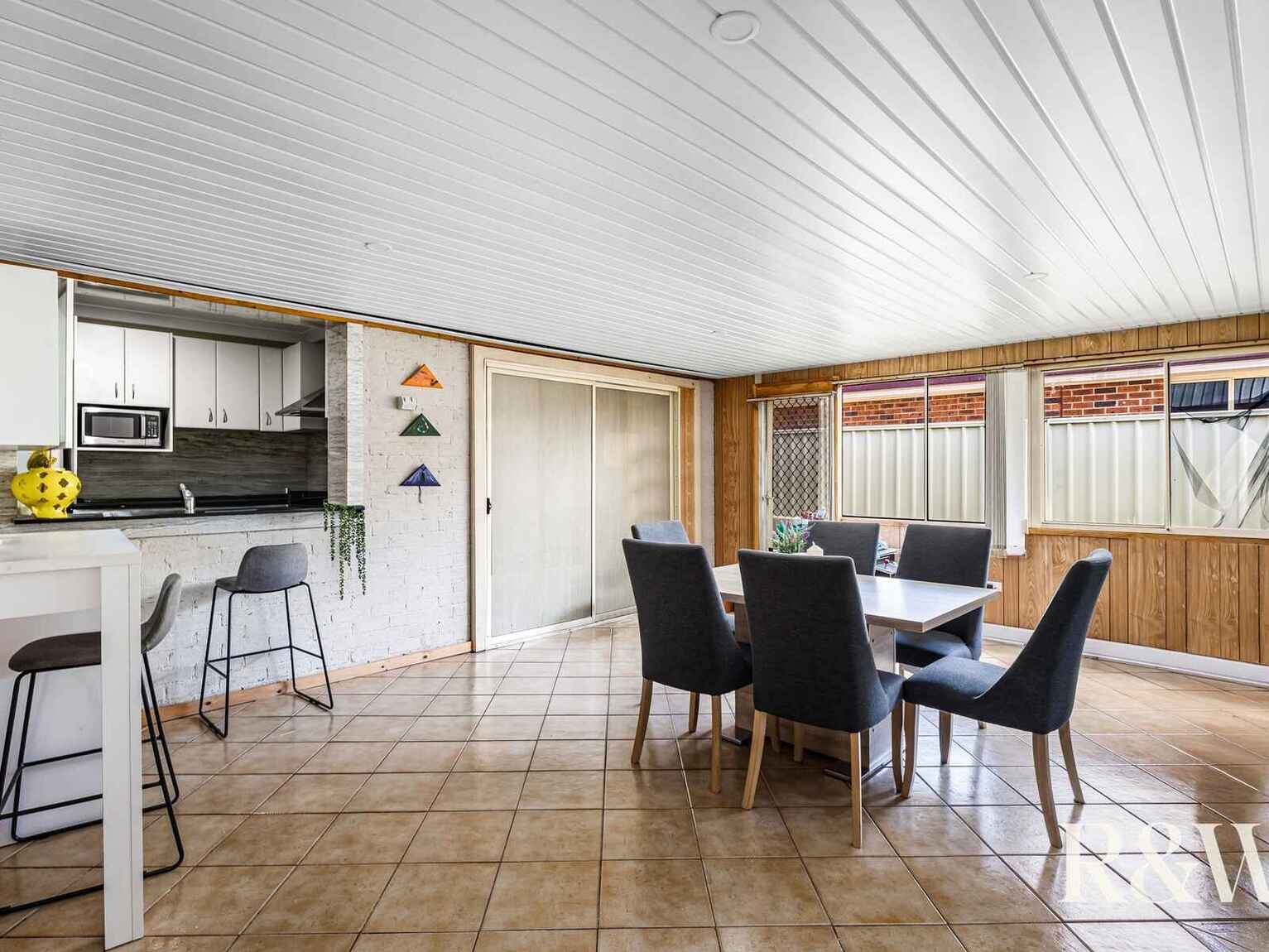 73 & 73a Carroll Crescent Plumpton 73 & 73a Carroll Crescent Plumpton