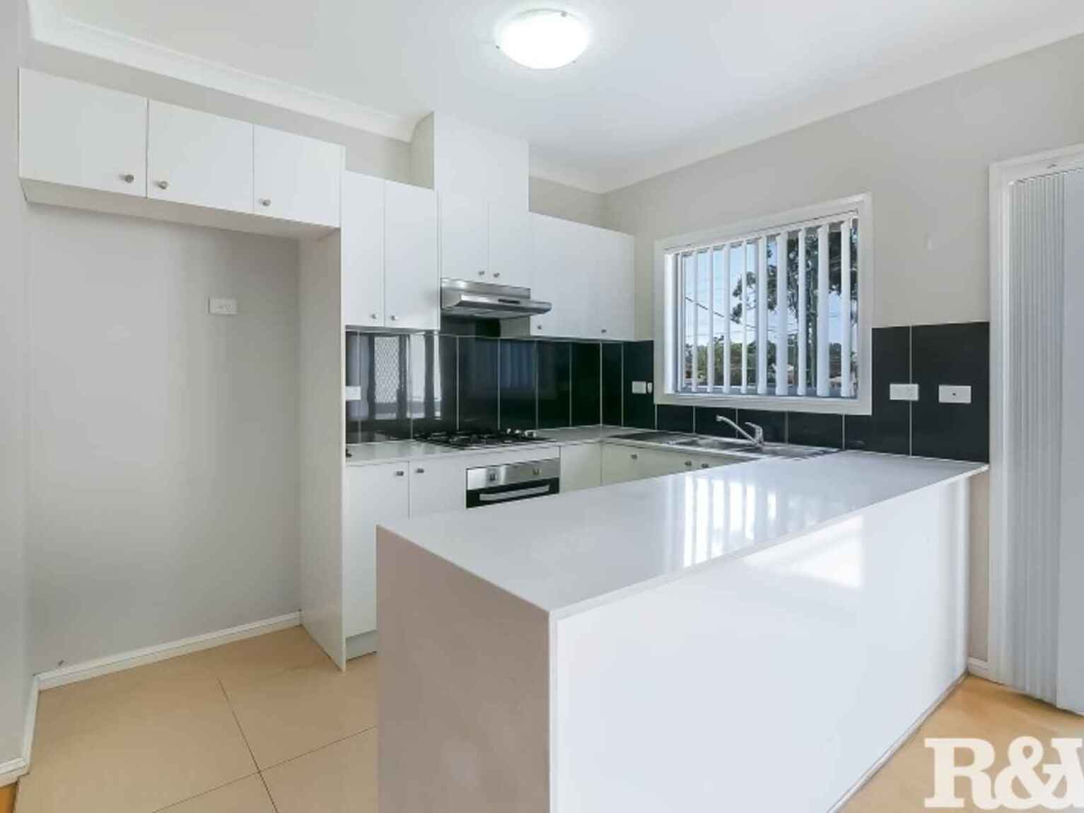 15/79-81 Rooty Hill Road North Rooty Hill