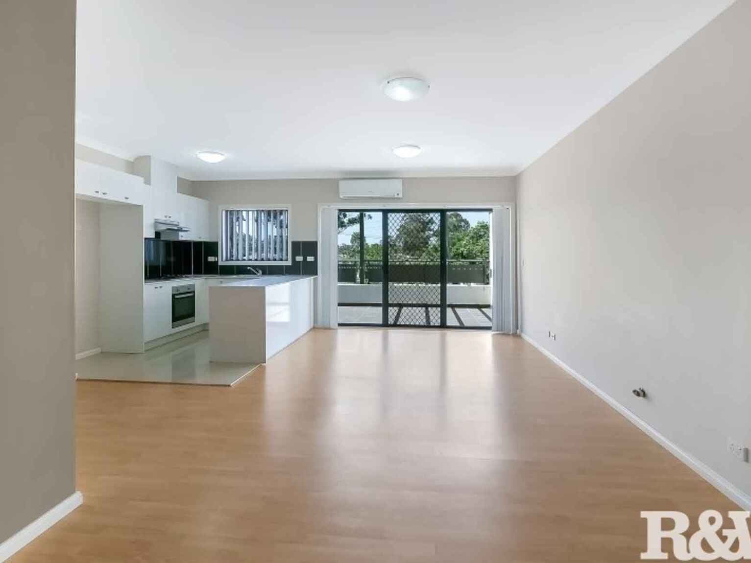 15/79-81 Rooty Hill Road North Rooty Hill