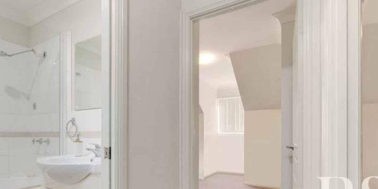 11/98-102 Victoria Street Werrington