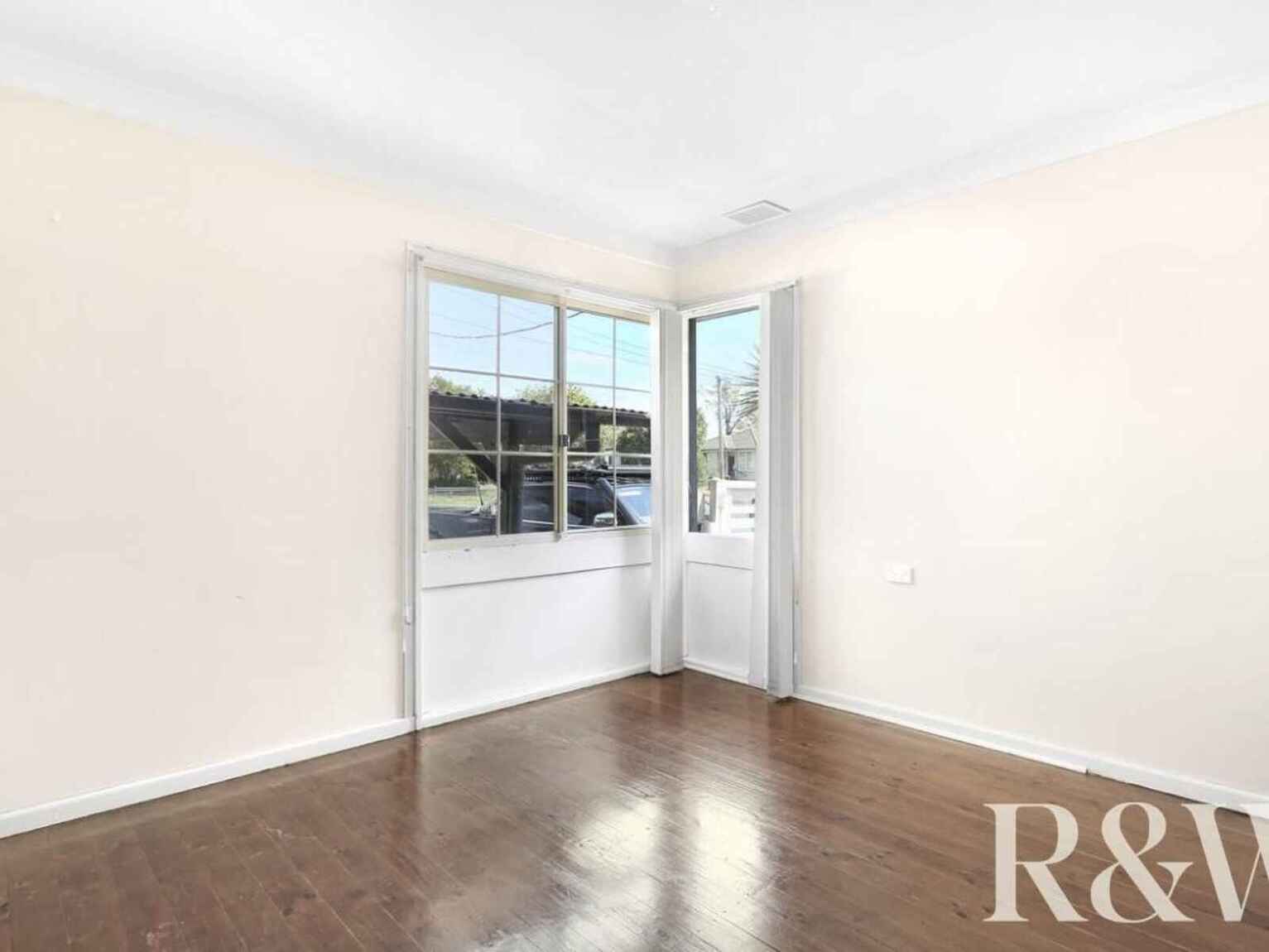 27 Griffiths Street North St Marys