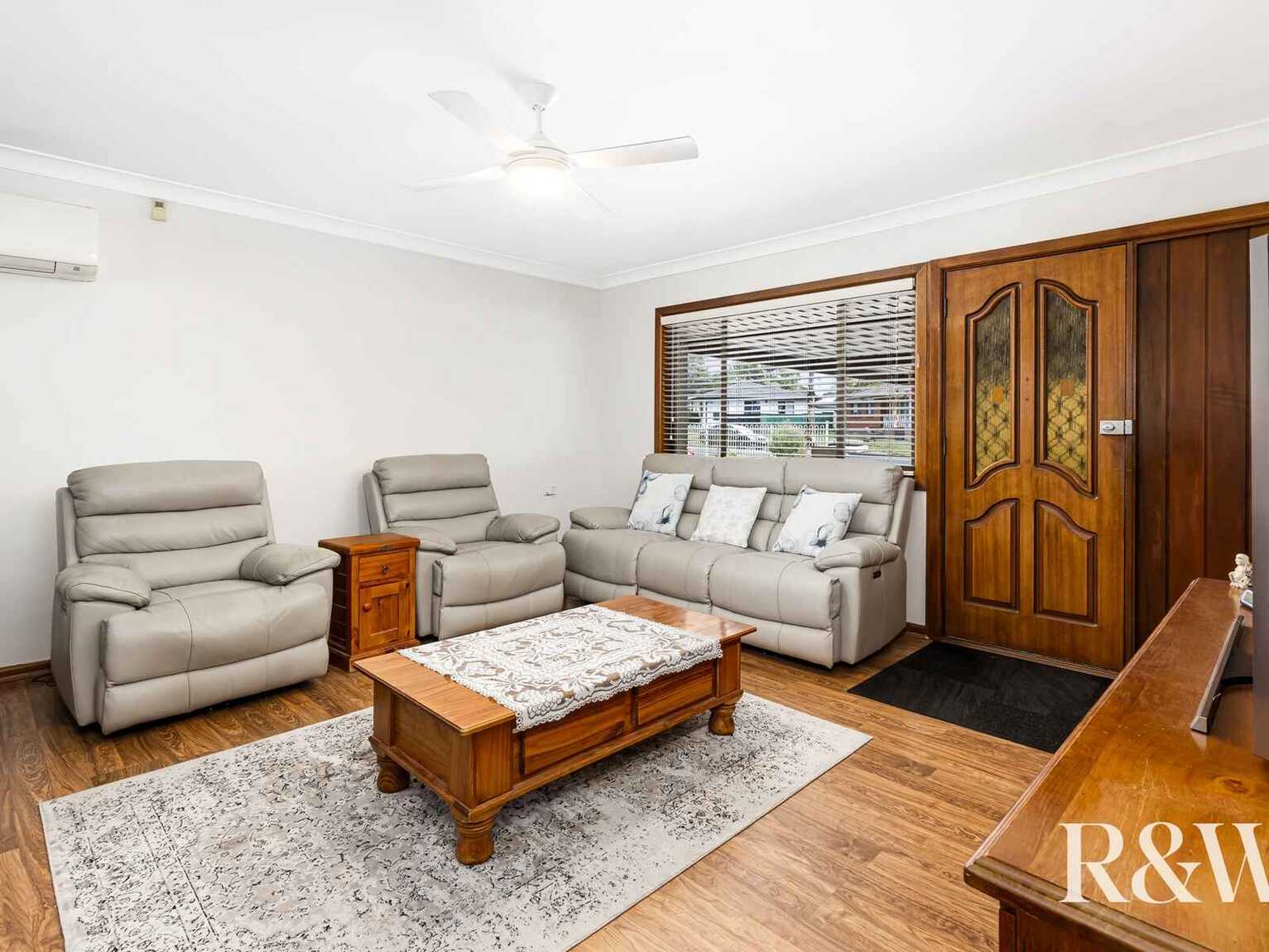 16 Captain Cook Drive Willmot 16 Captain Cook Drive Willmot
