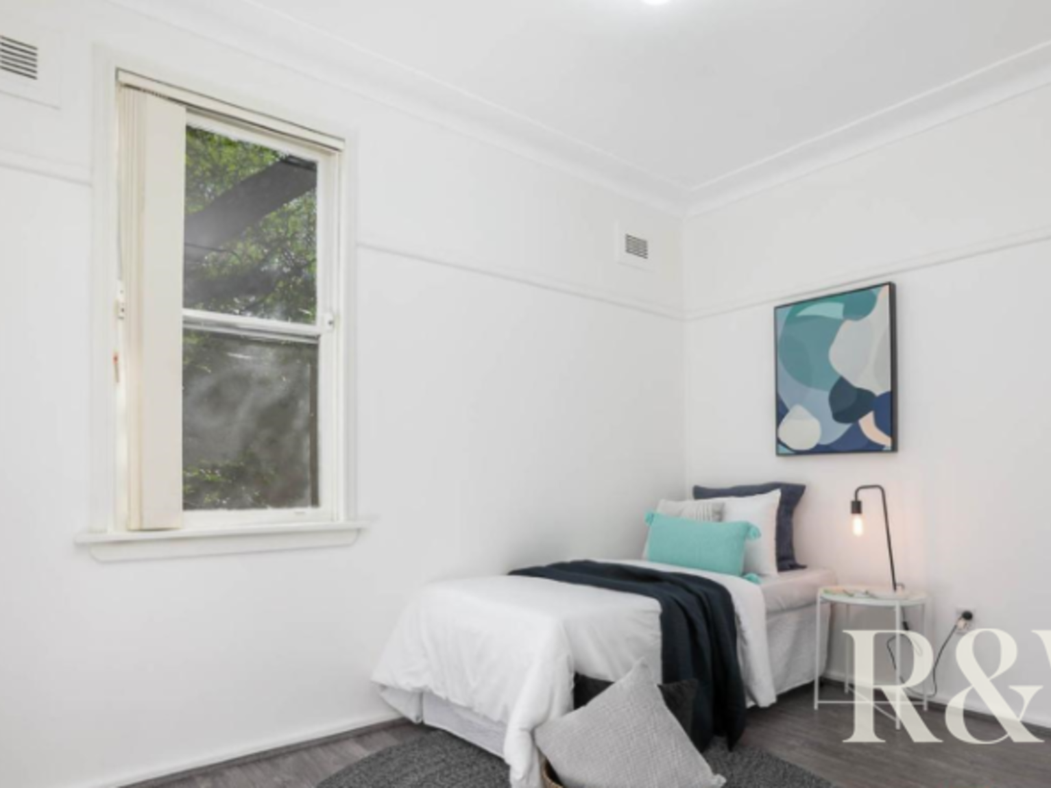 27 Moffat Drive Lalor Park