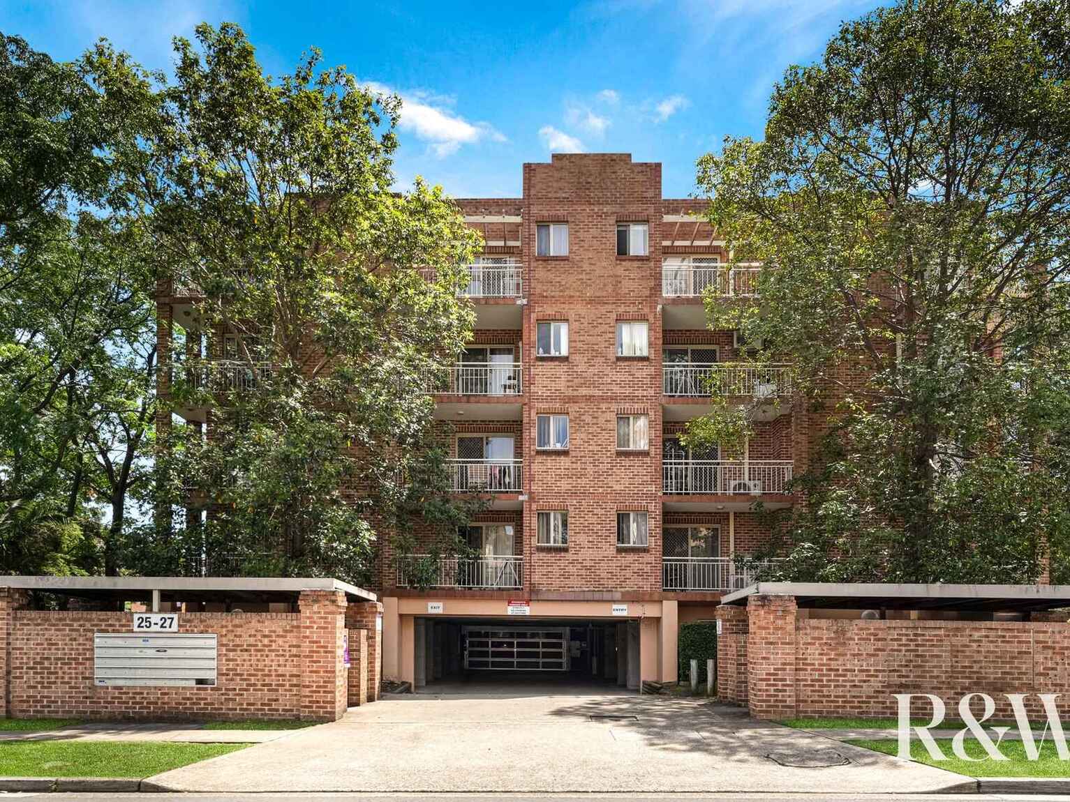 5/25-27 Fourth Avenue Blacktown