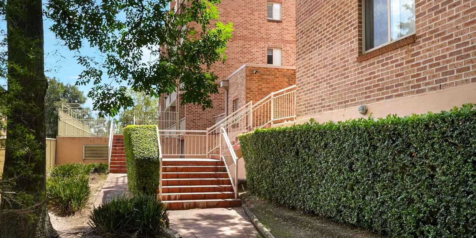 5/25-27 Fourth Avenue Blacktown