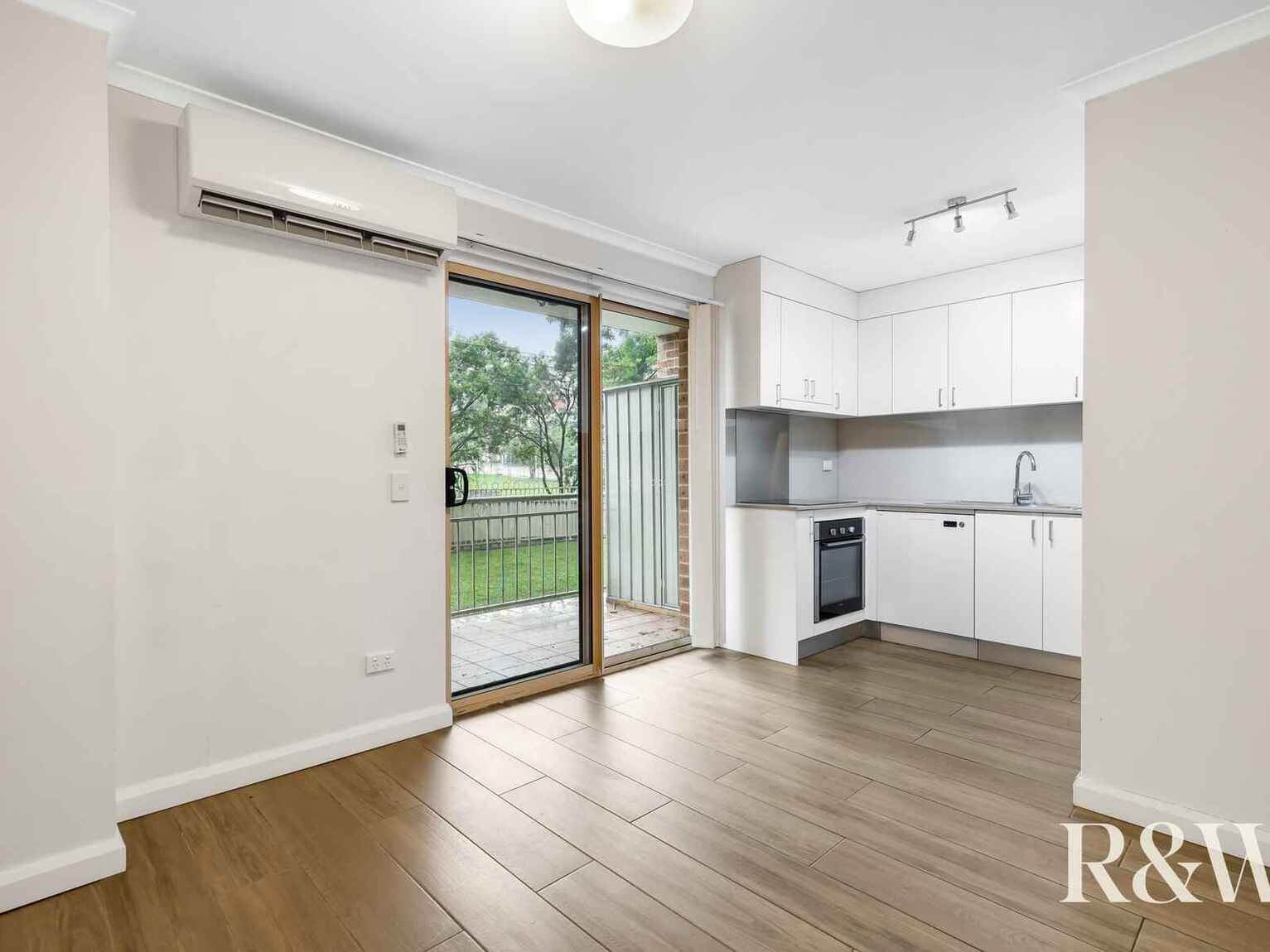 5/25-27 Fourth Avenue Blacktown