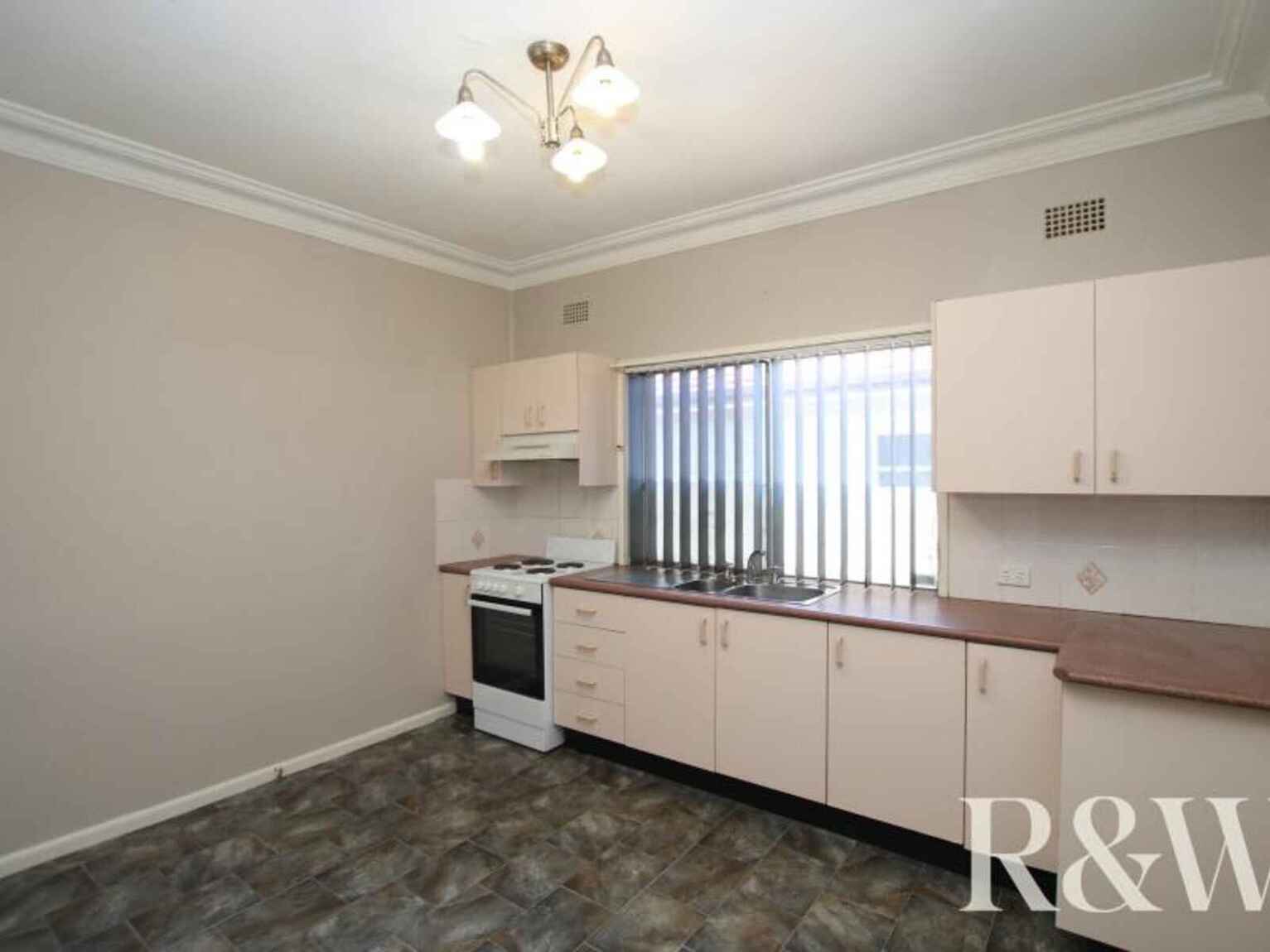 1/132 Centenary Road South Wentworthville