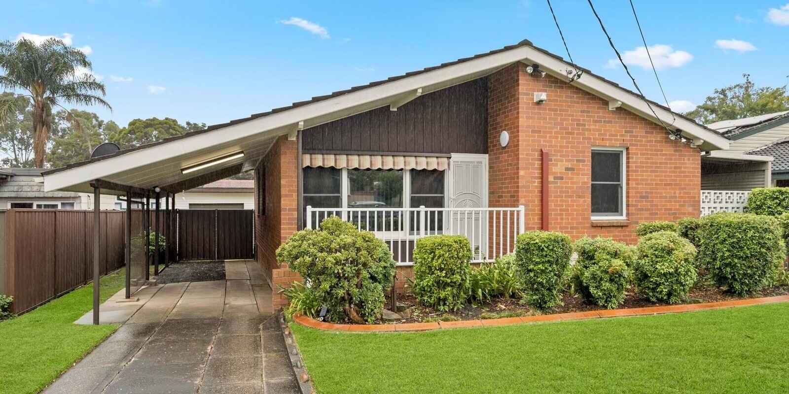 19 Melanesia Avenue Lethbridge Park