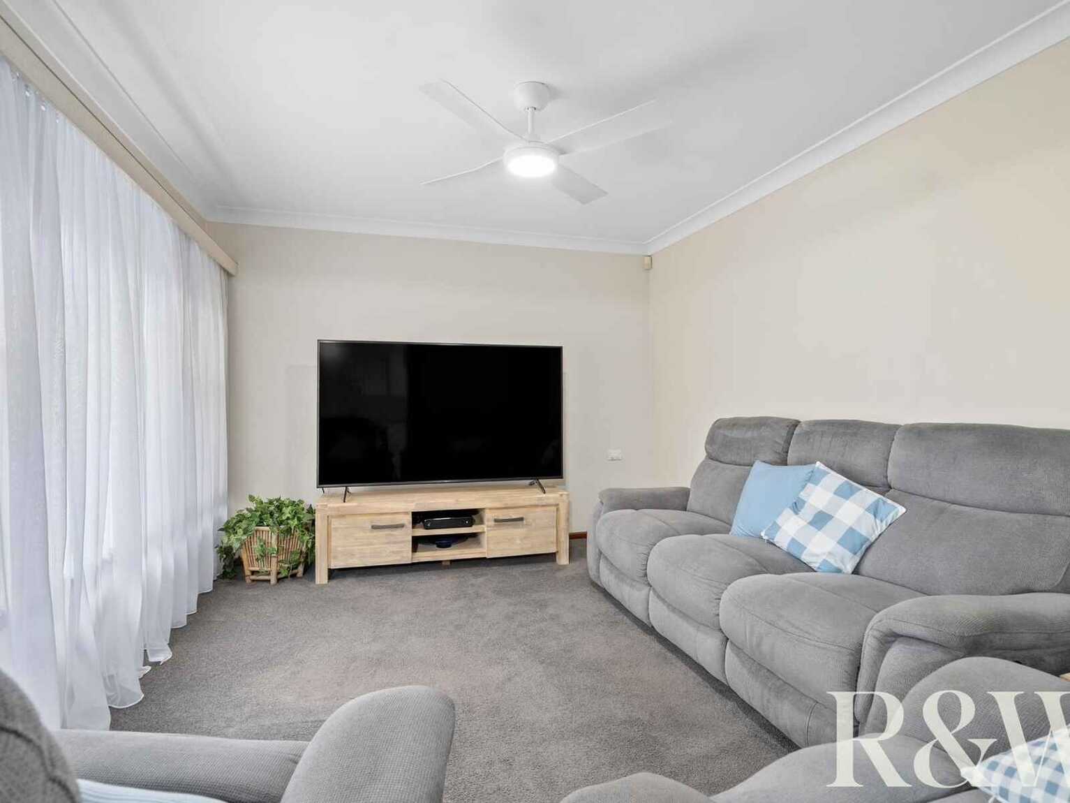 19 Melanesia Avenue Lethbridge Park