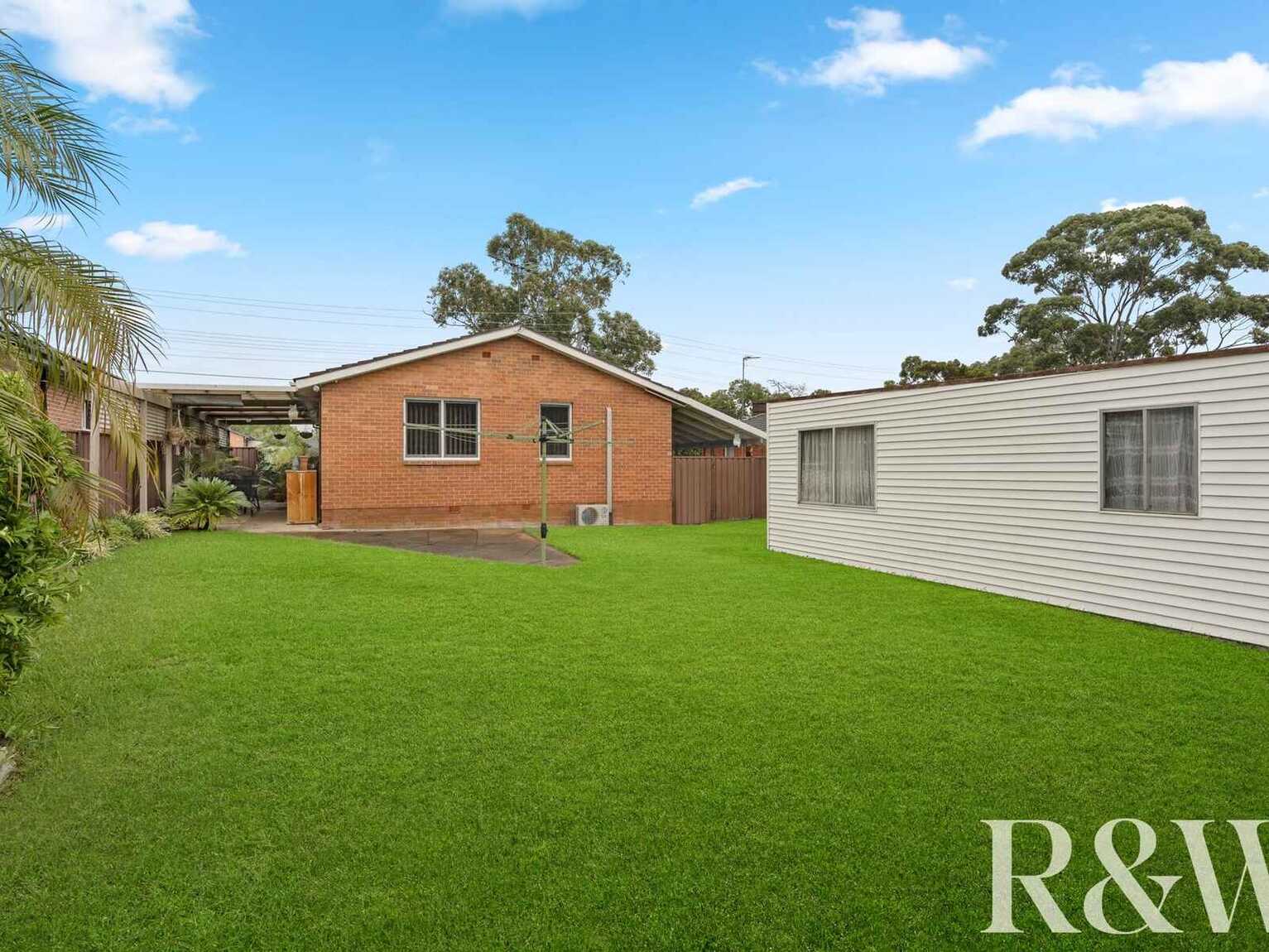 19 Melanesia Avenue Lethbridge Park