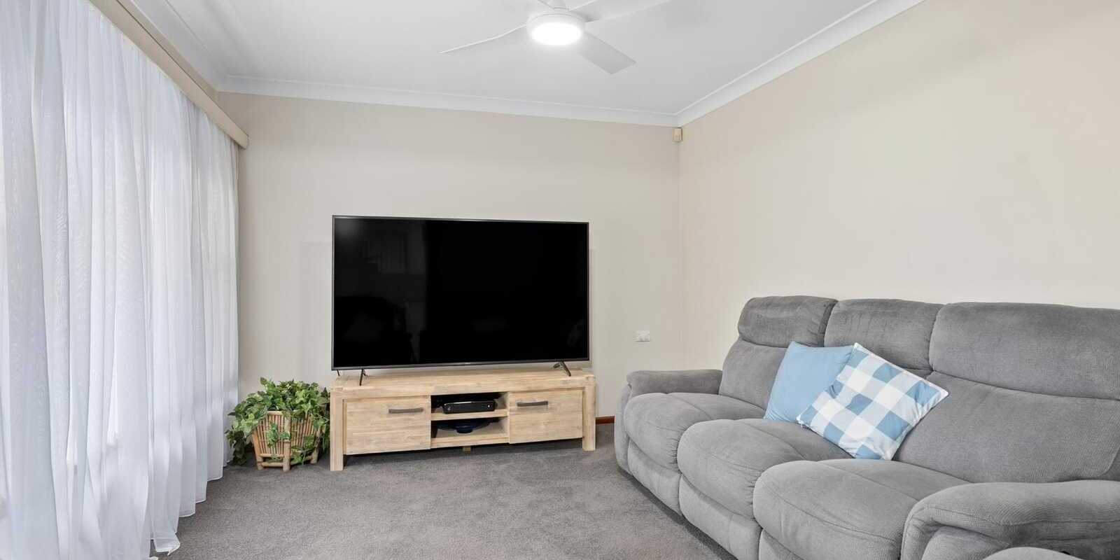 19 Melanesia Avenue Lethbridge Park