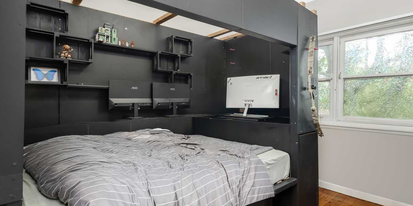 84 & 84A Monfarville Street St Marys