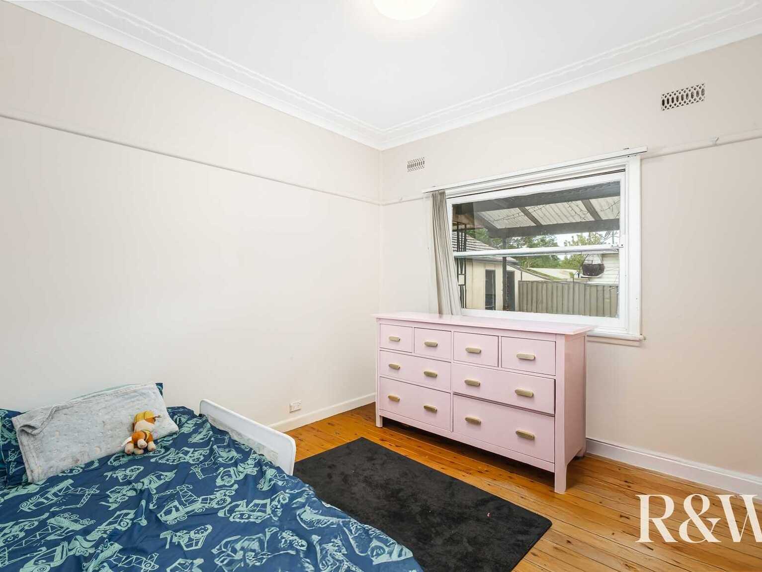 84 & 84A Monfarville Street St Marys