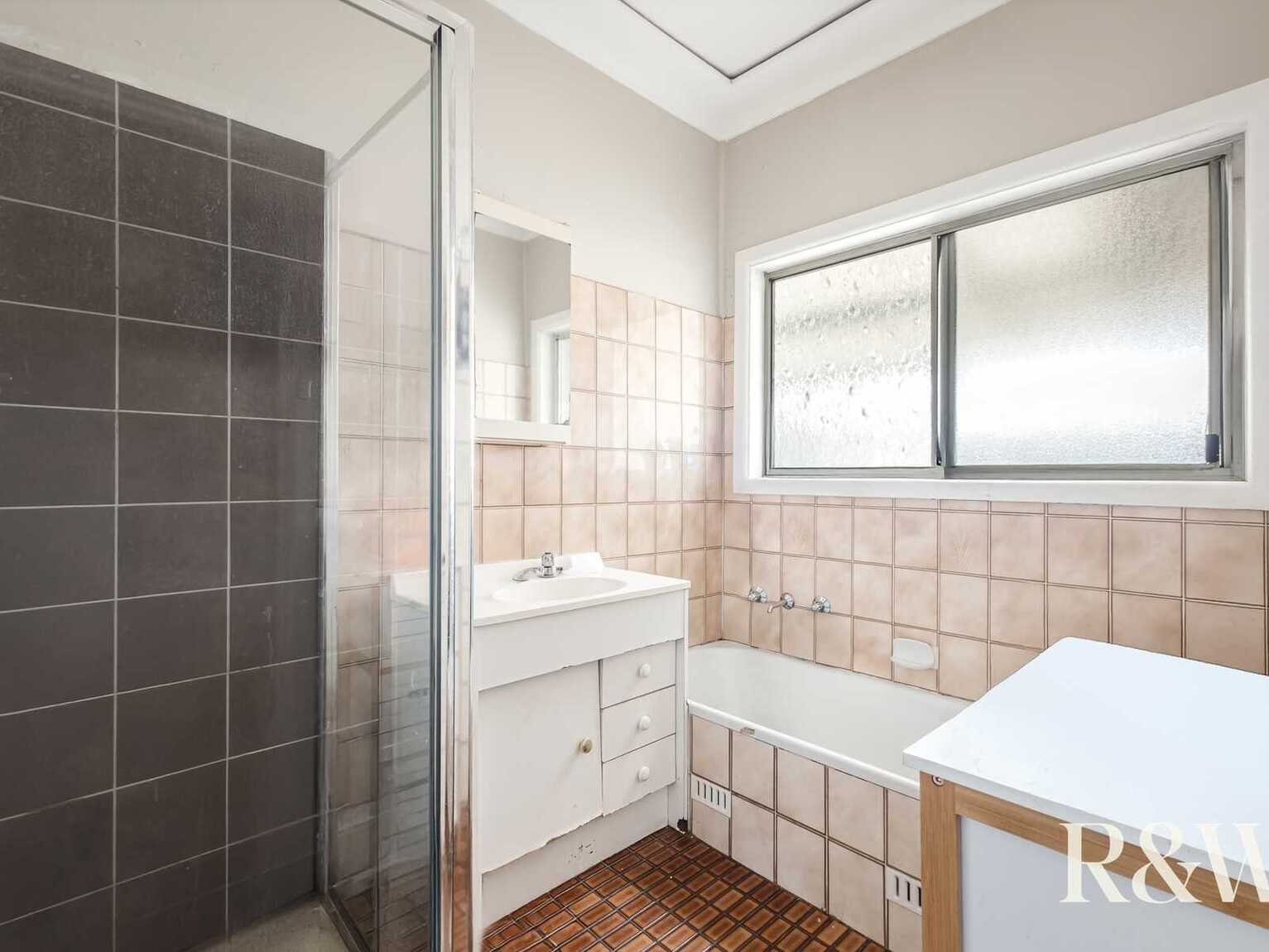 84 & 84A Monfarville Street St Marys