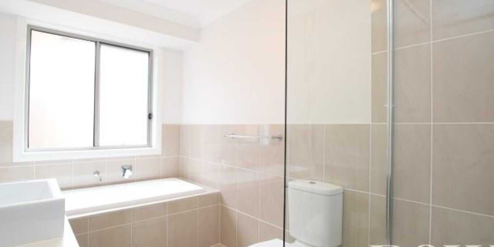 3b Binalong Road Jordan Springs