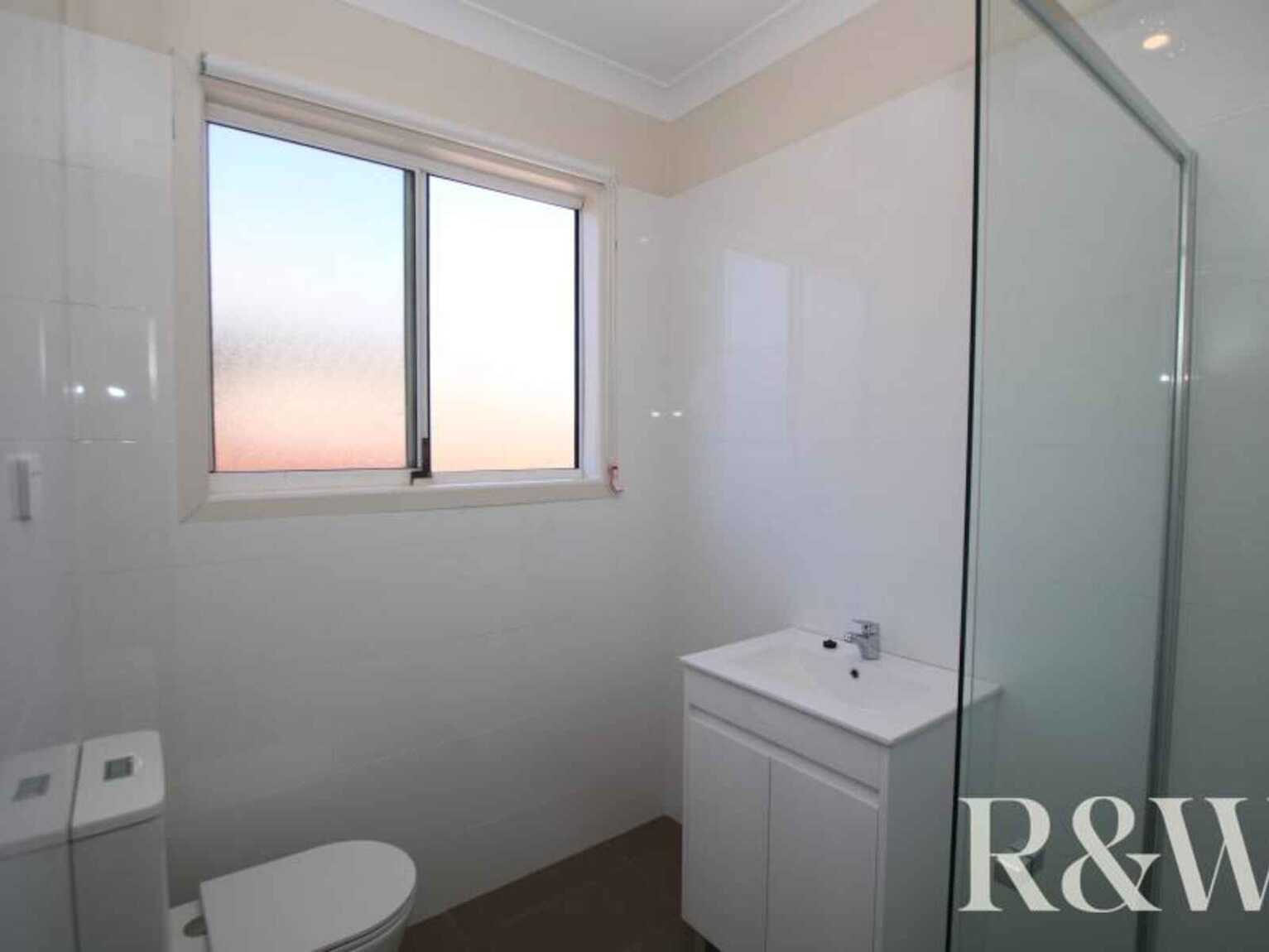 8 Waugh Crescent Blacktown