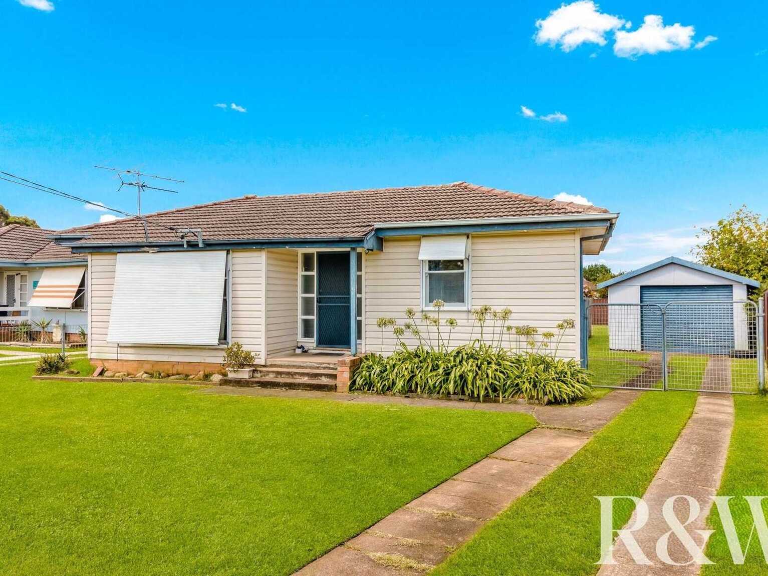 12 Birch Street North St Marys