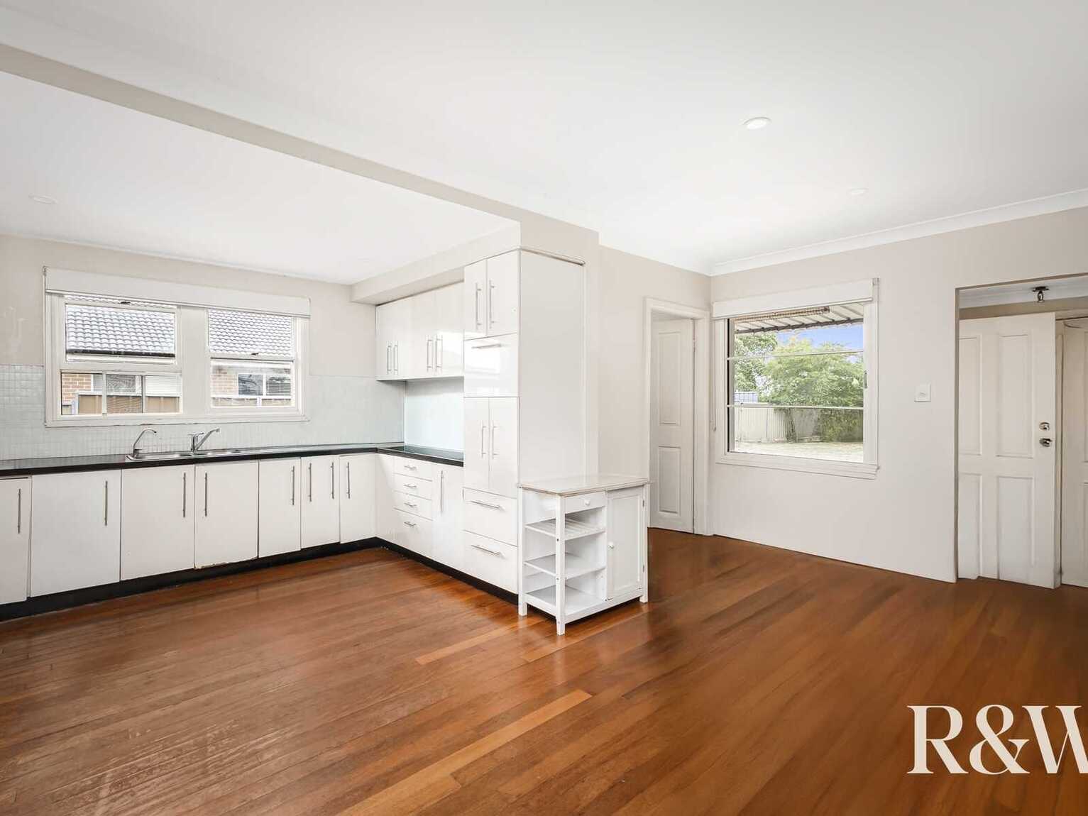 82 Monfarville Street St Marys