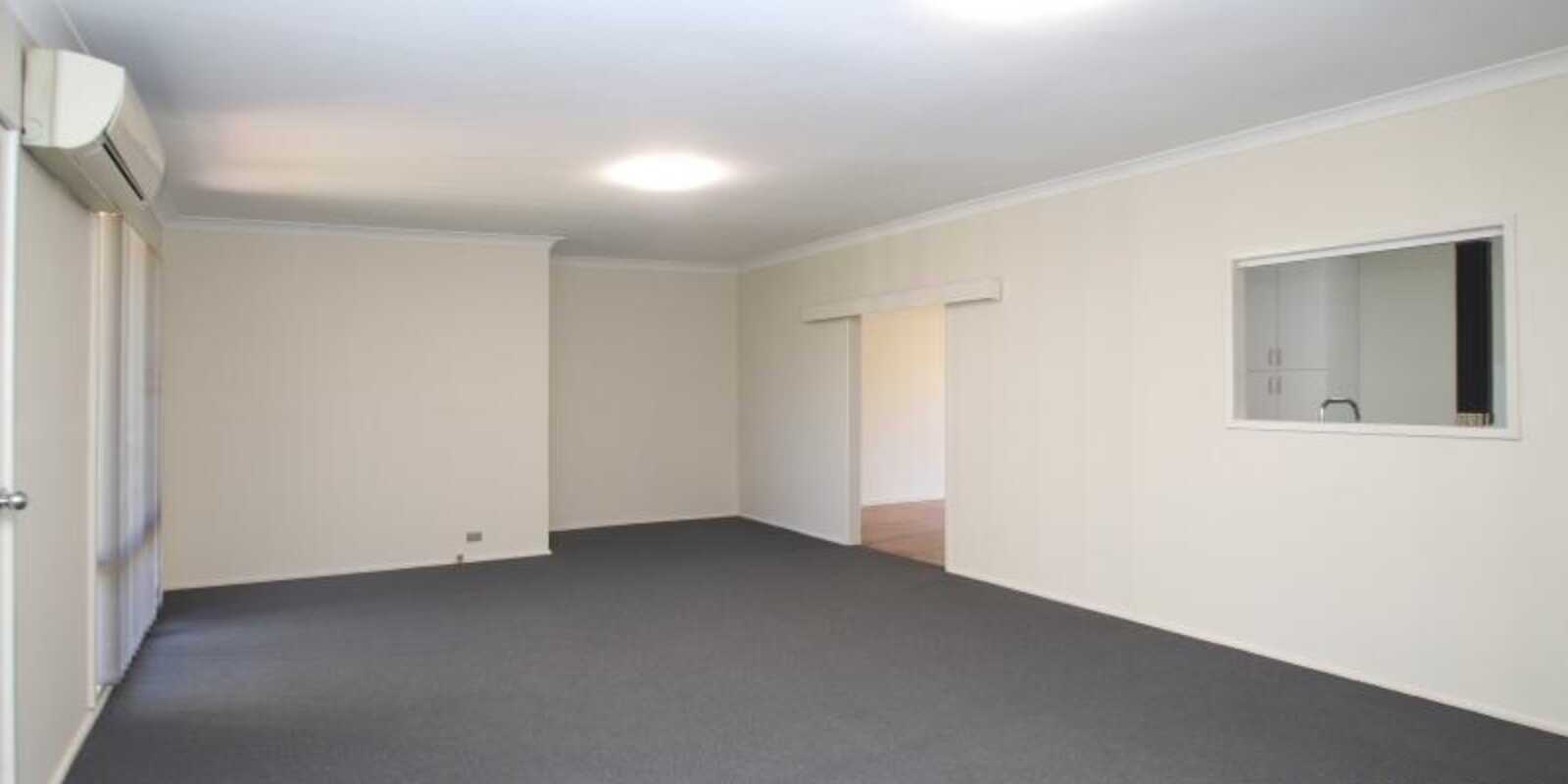 8 Waugh Crescent Blacktown
