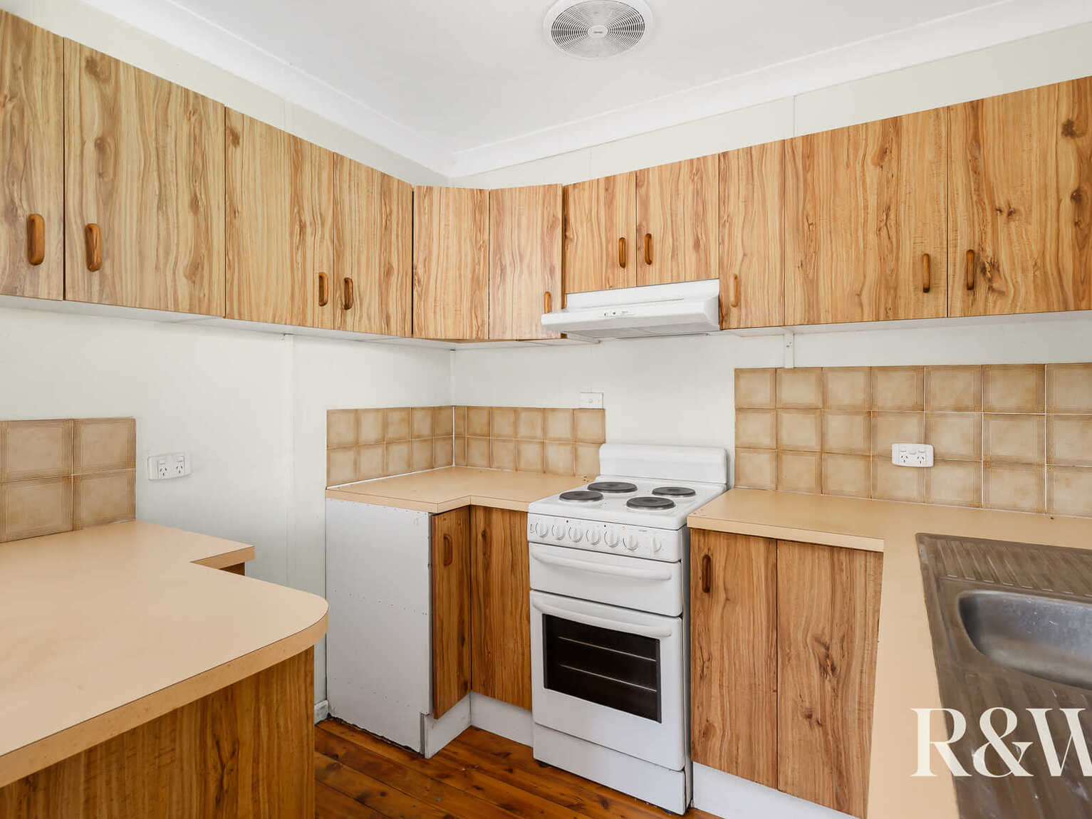 117 Kareela Avenue Penrith 117 Kareela Avenue Penrith