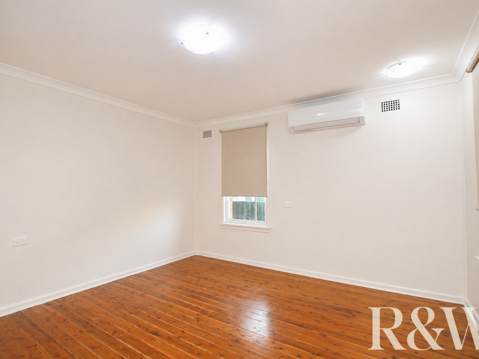 52 Gasmata Street Whalan
