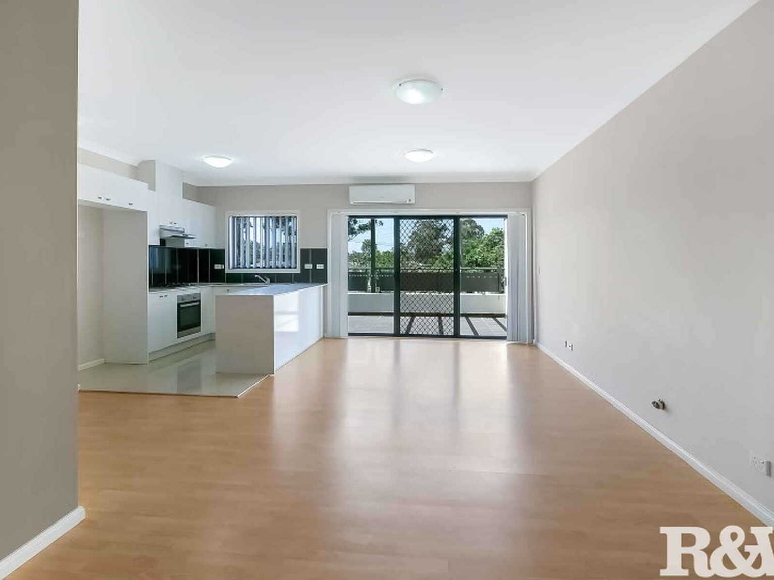 15/79-81 Rooty Hill Road North Rooty Hill
