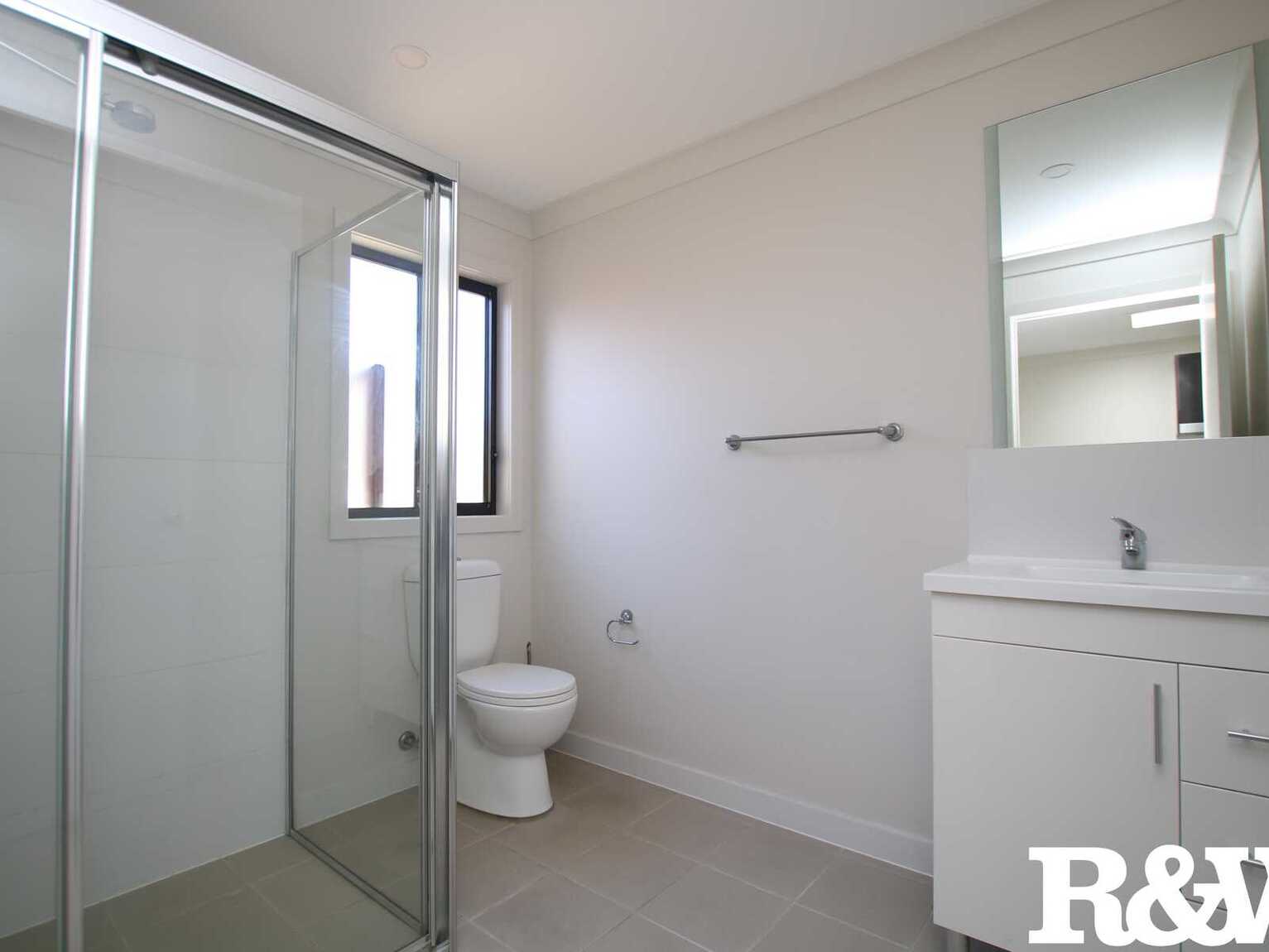 10A Dale Grove Hebersham