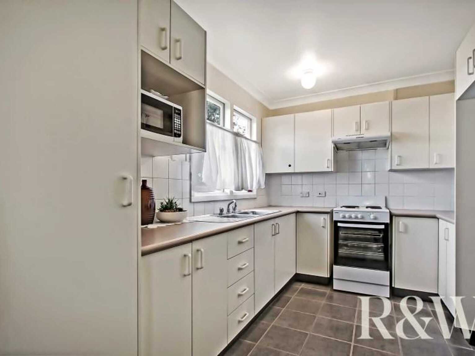 60 Macartney Crescent Hebersham