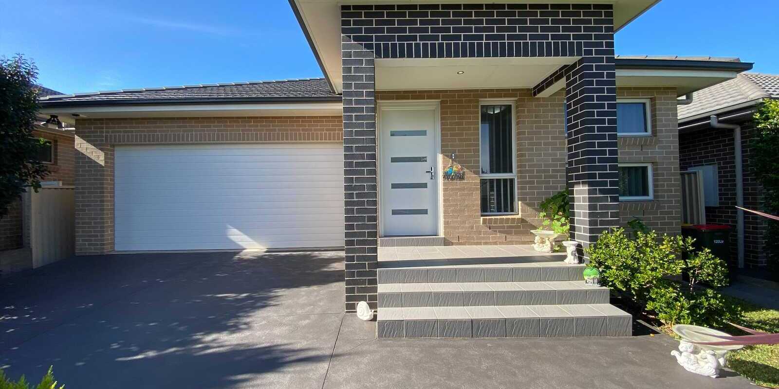 71 Richards Loop Oran Park