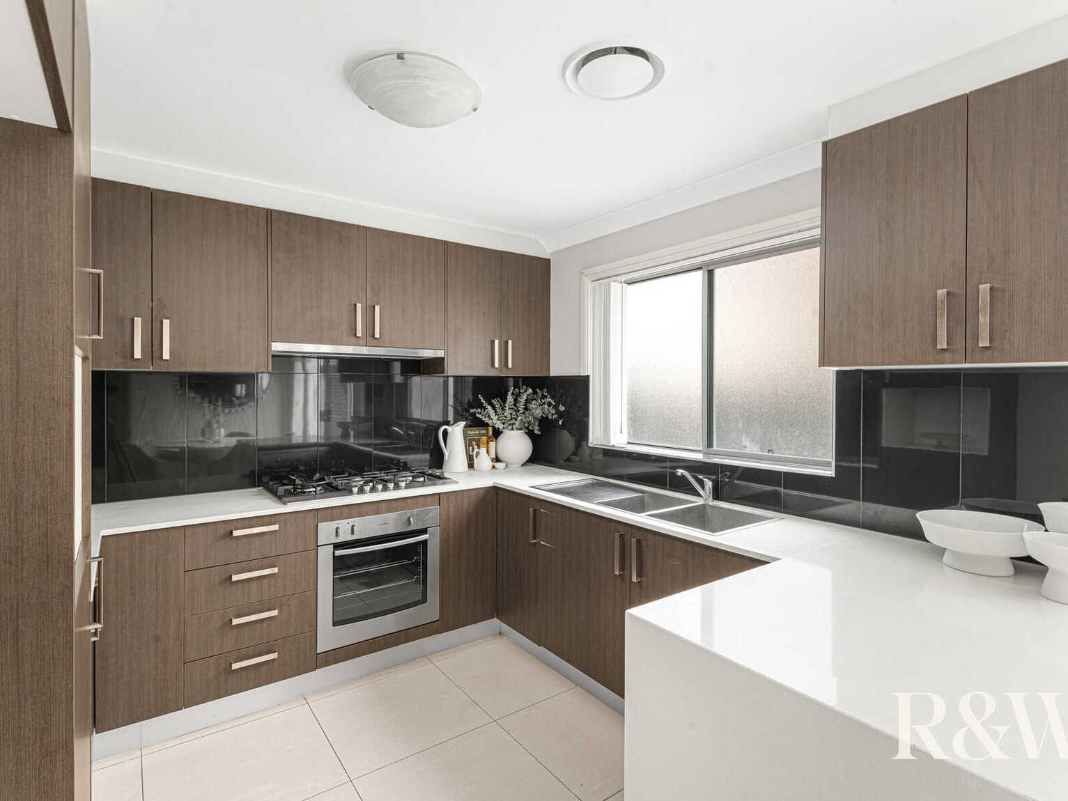 25/30 Australis Drive Ropes Crossing