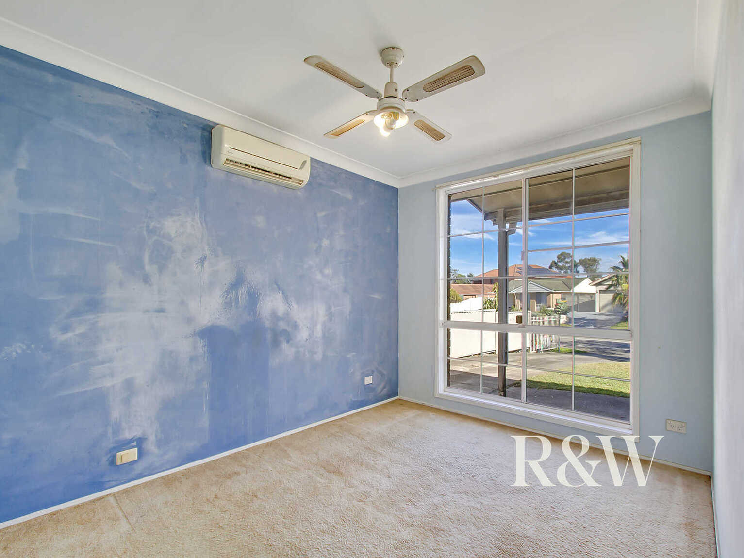107 Buckwell Drive Hassall Grove