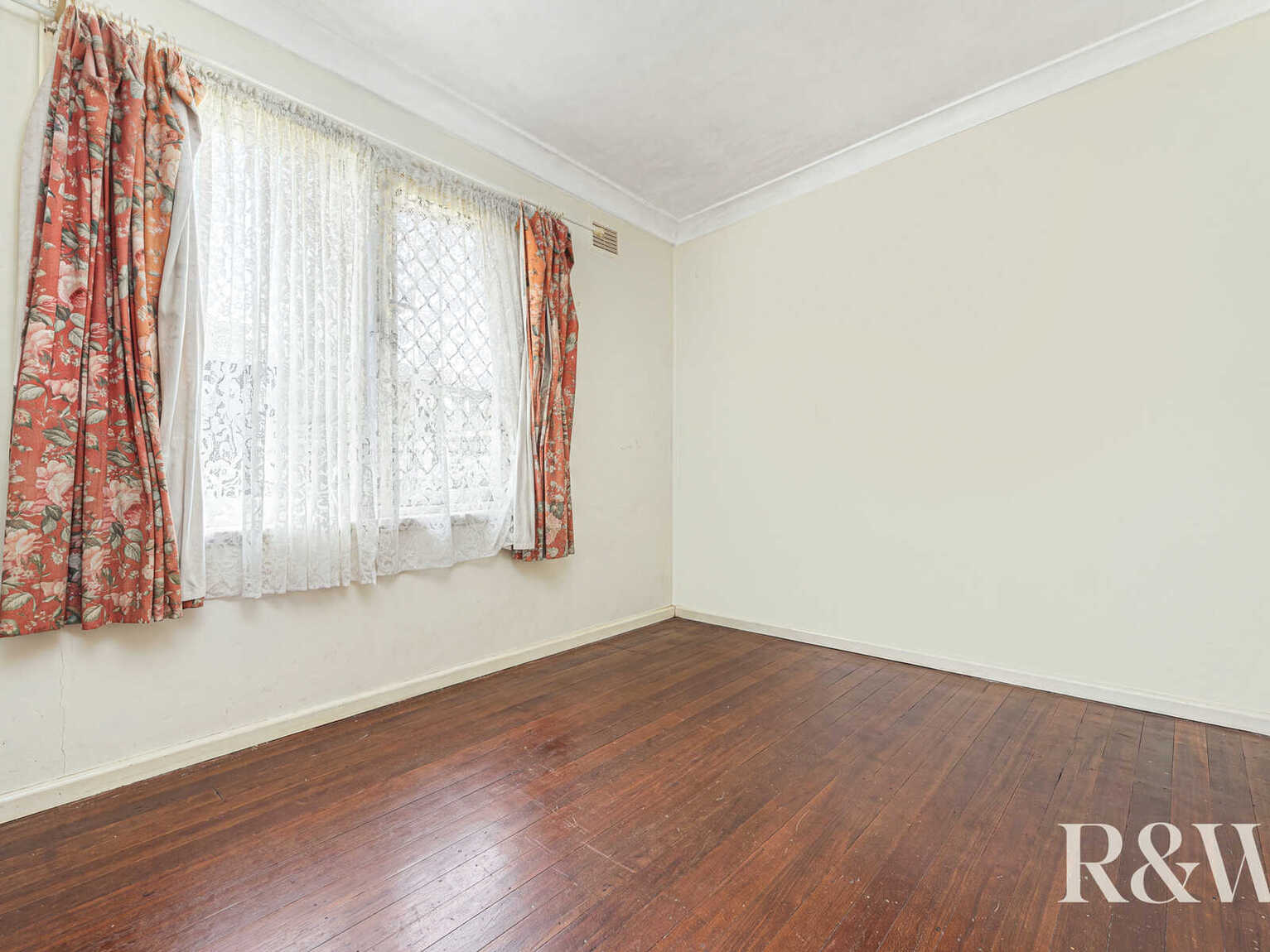 12 Fitzgerald Crescent Blackett