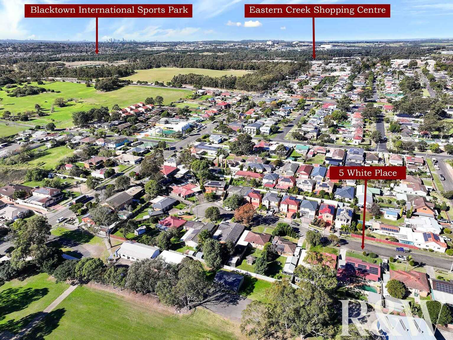 5 White Place Rooty Hill