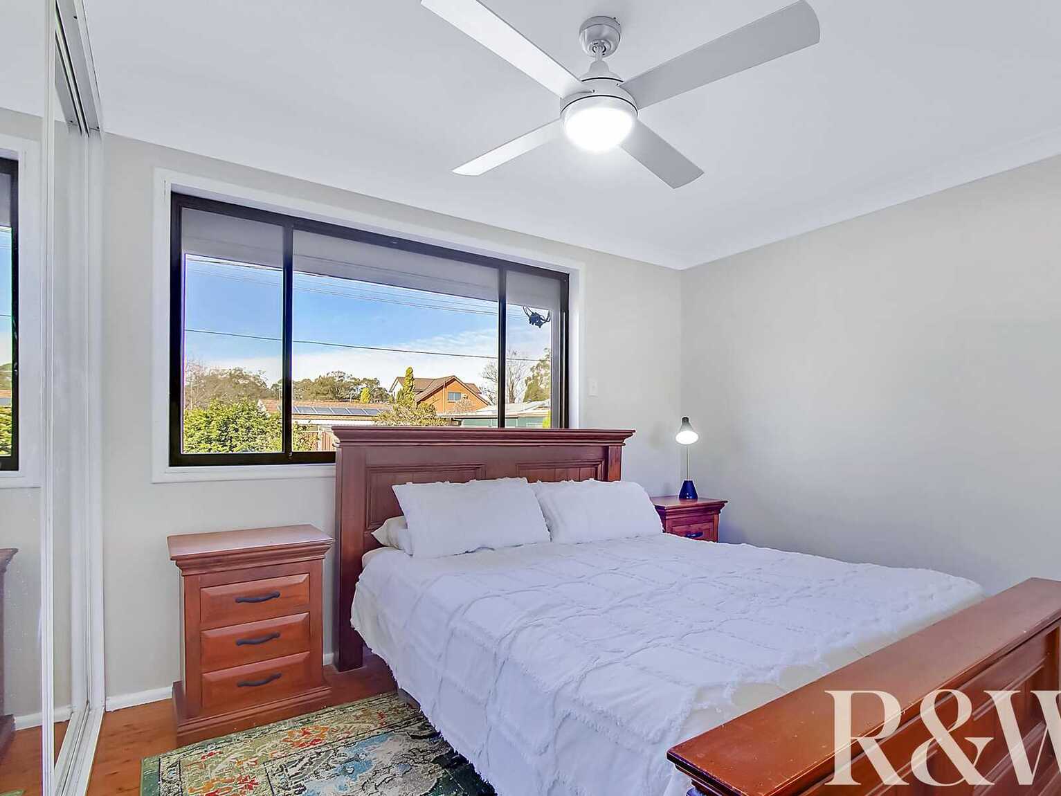 5 White Place Rooty Hill