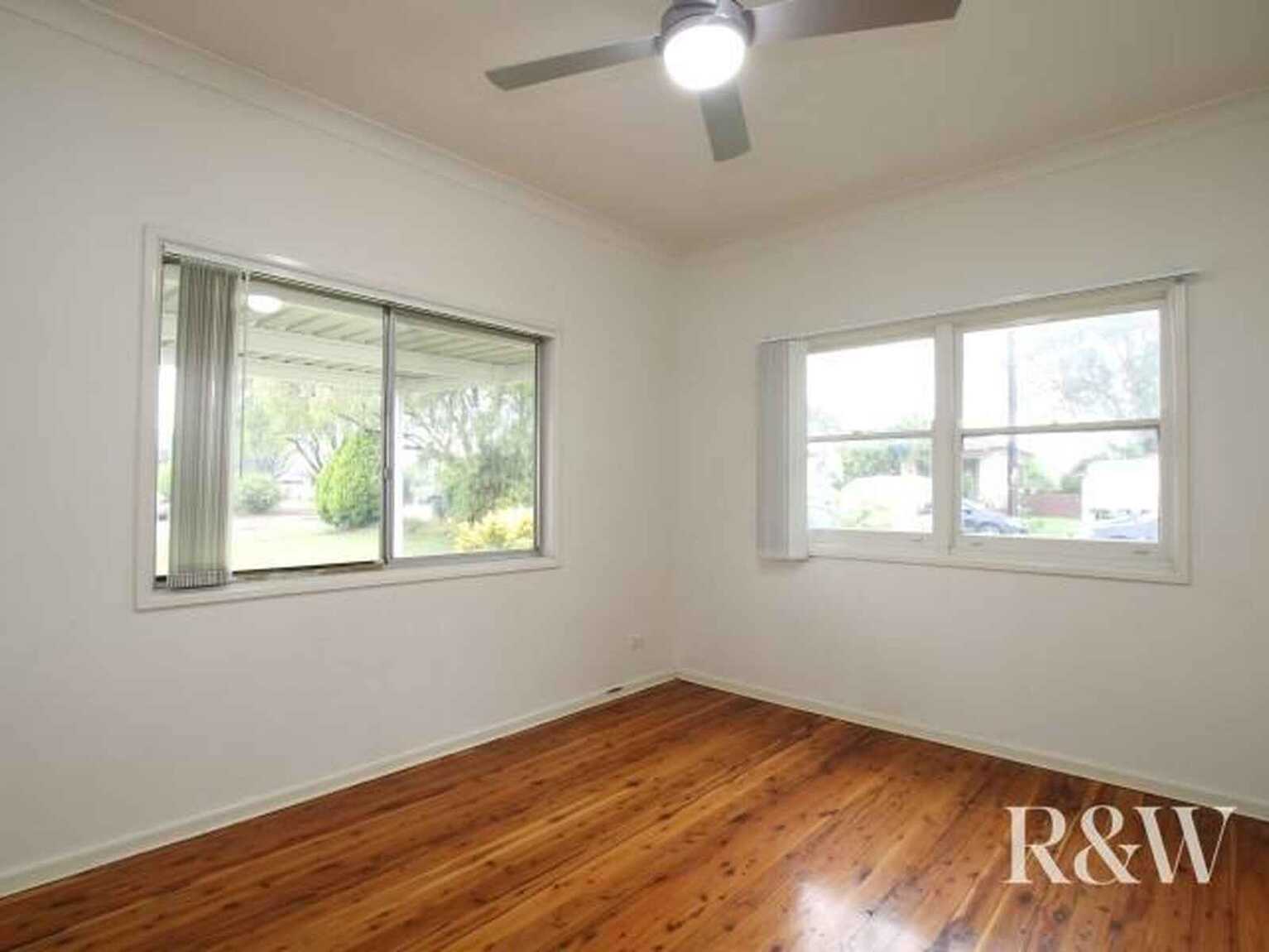 5 Omaroo Avenue Doonside